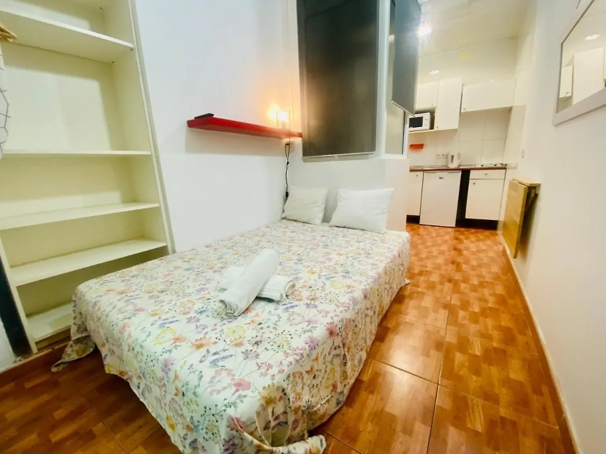 01 Apartamento 2 ,3 Apartment Barcelona Spain