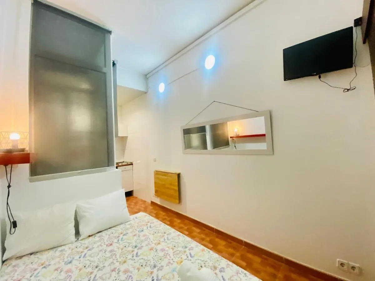 01 Apartamento 2 ,3 Apartment Barcelona Spain